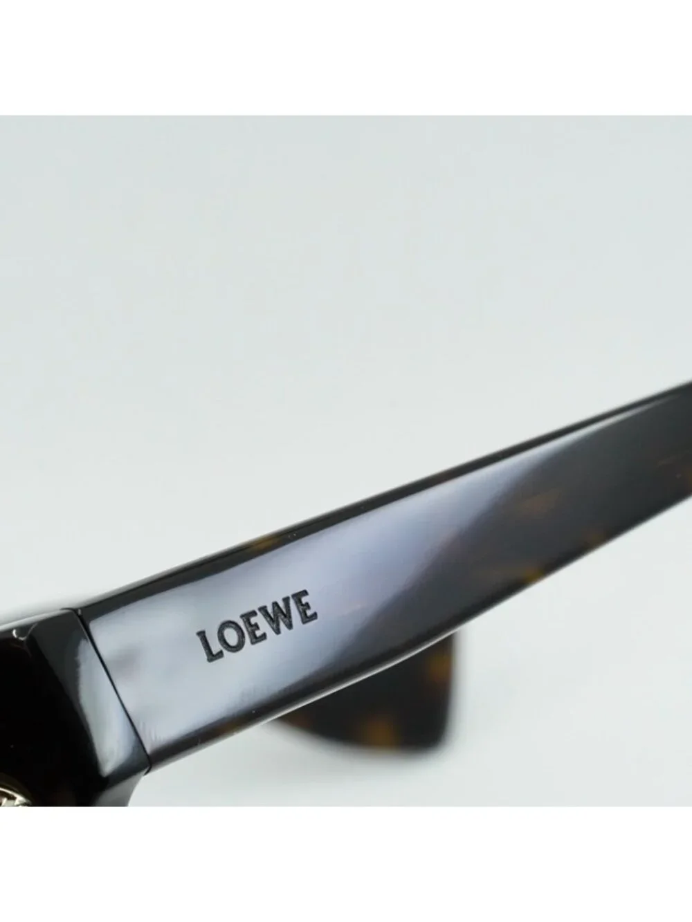 Loewe LW40012F 52F Sunglasses Dark Havana Shield Frame, Gradient Brown Lenses